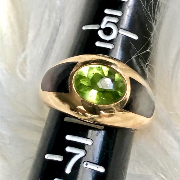 MAUBOUSSIN PARIS Peridot Mother of Pearl Ring 18K - Picture 1 of 6